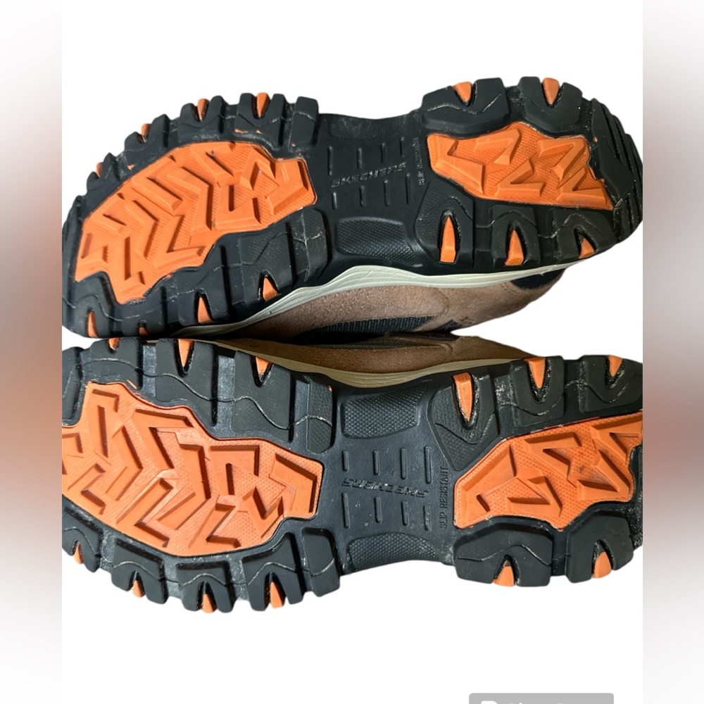 Sketchers comp toe waterproof slip resistant work shoes - Picture 7 of 8
